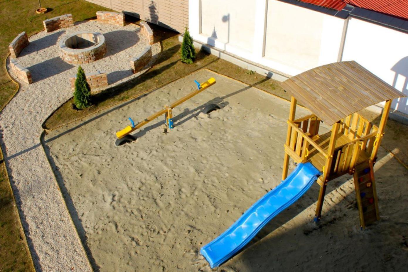 Zafir Apartman Sárvár Εξωτερικό φωτογραφία