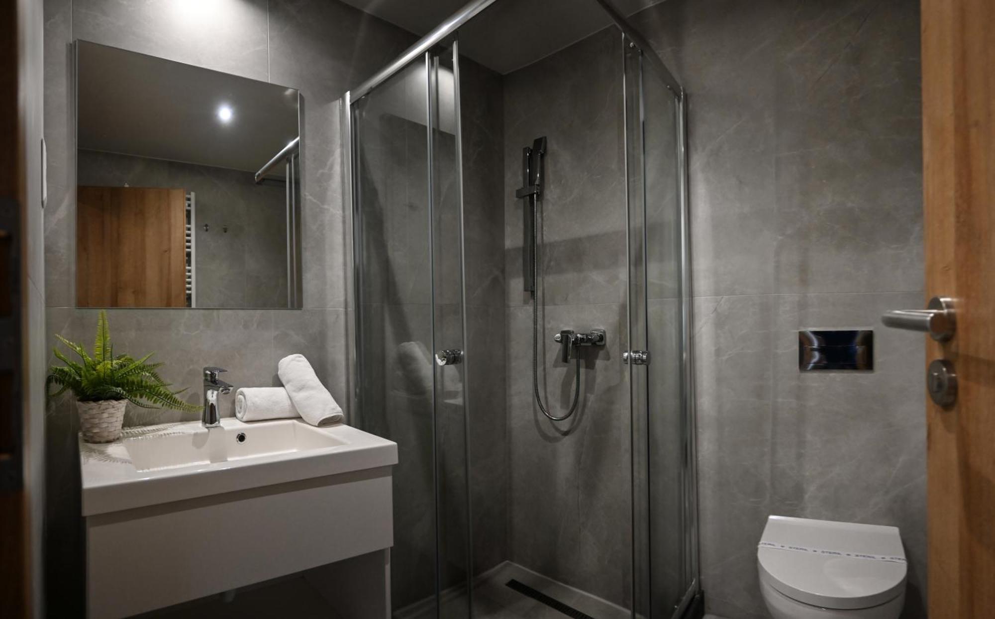 Zafir Apartman Sárvár Εξωτερικό φωτογραφία